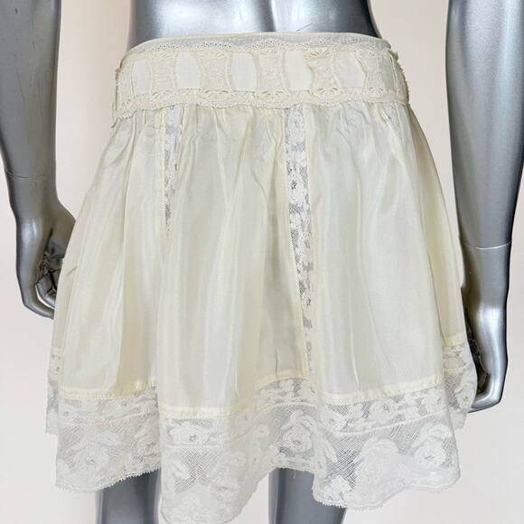 NEW!!!! LoveShackFancy ivory skirt size 8 US - Picture 4 of 10
